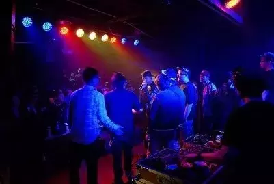 中国各大说唱厂牌是什么时候成立的?