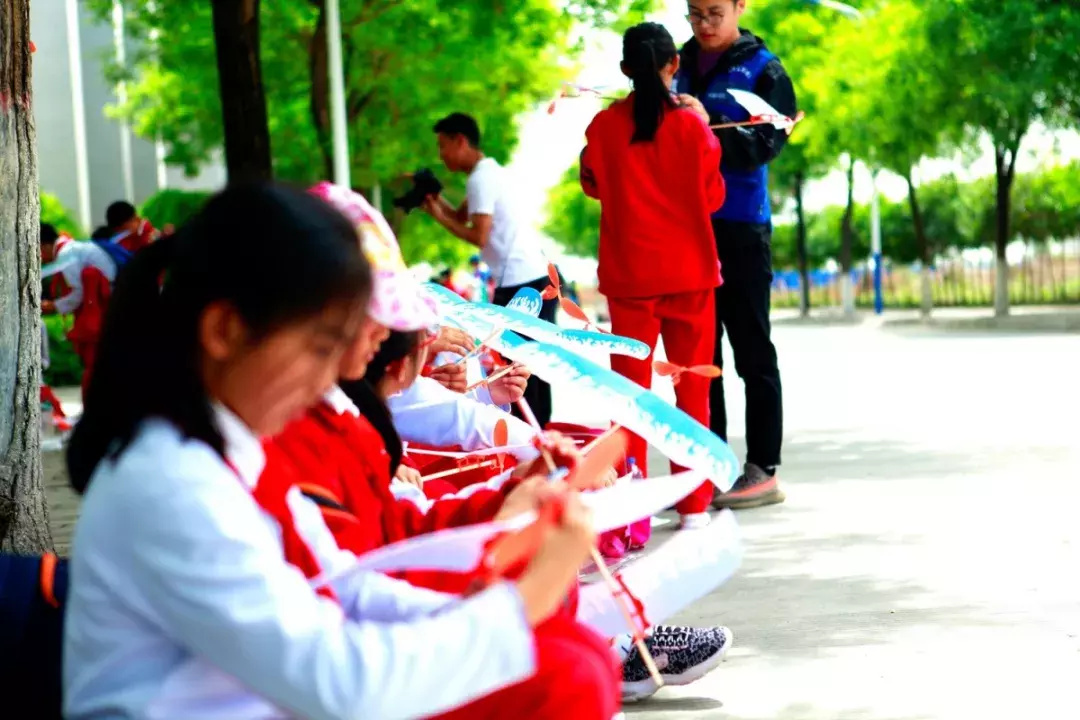 星辰大海，与你同往——西安高新国际学校给孩子一个“航天梦”，向着浩瀚星辰出发