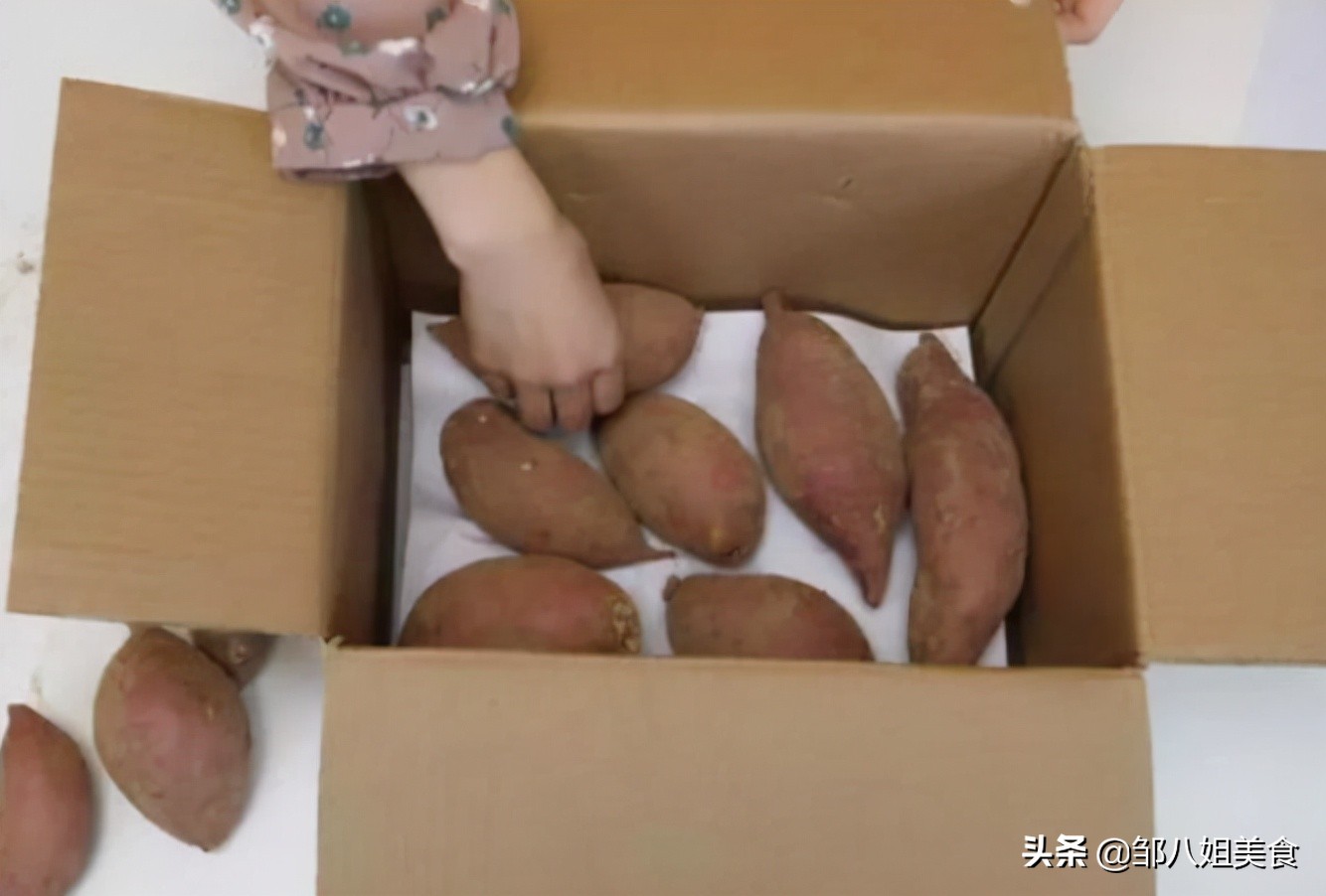 冬天多吃红薯，这么保存放半年不发霉不长芽，教你详细方法