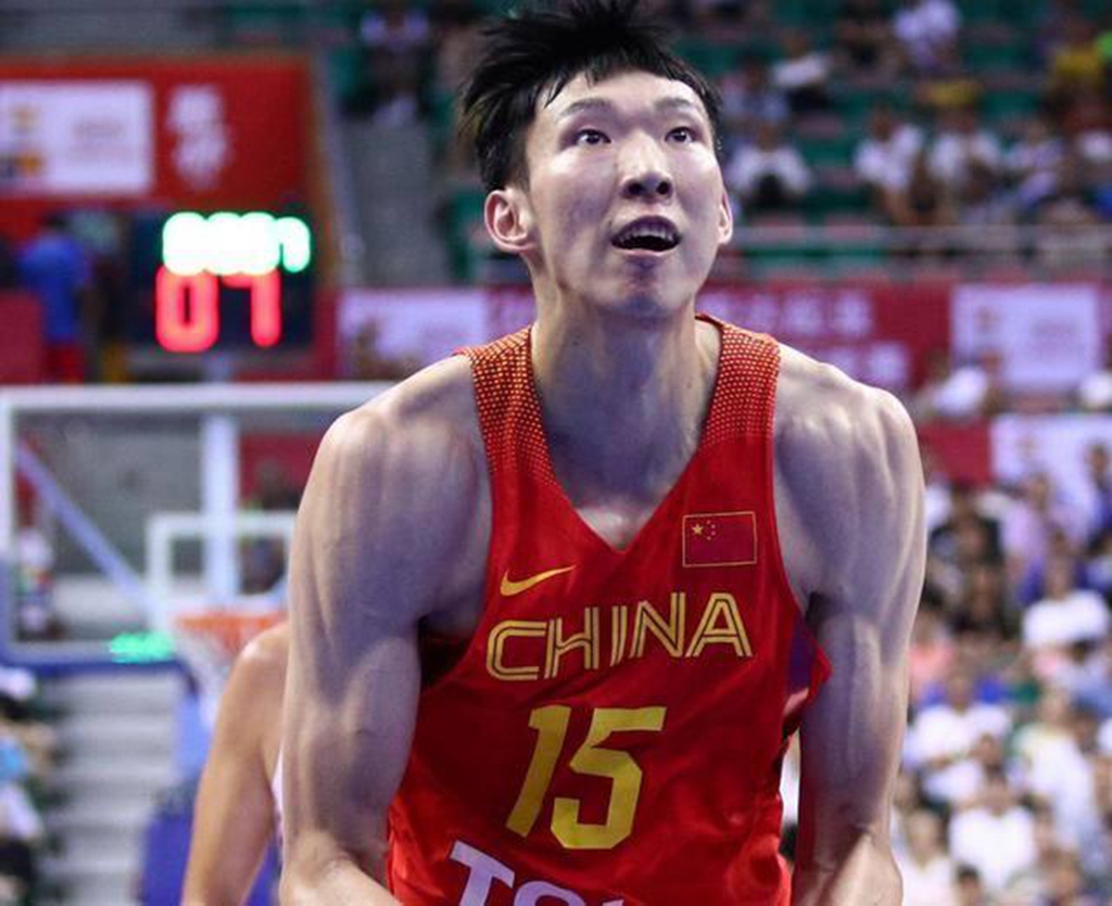 cba麒麟父母是哪里人(中国男篮也有肌肉猛男，一人体脂率仅5.5%，C罗都比不上他)