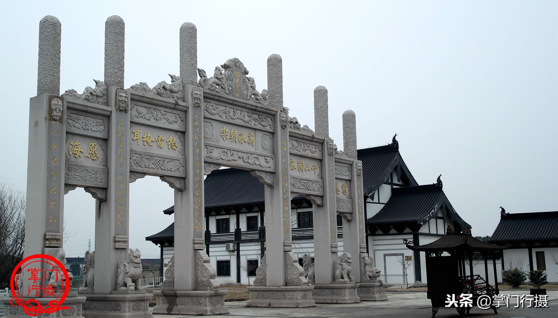 江阴悟空寺不是国内最大的寺院，但却是建筑风格最奇特的寺院
