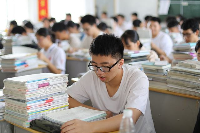 2022年或将是“高考难年”，3大变化应接不暇，考生要做好准备