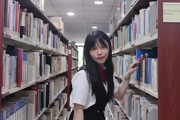 中大学霸女团：参与教育部重大项目，奖学金拿到手软，还集体升学