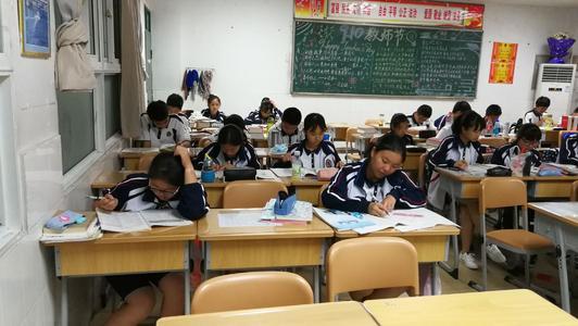 寄宿制学校的早晚自习，或开始向家长收费，知道原因后开始理解