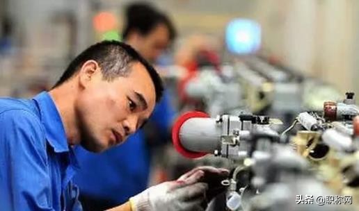 应该怎么确定自己申报职称的专业？能不能跨专业考评？