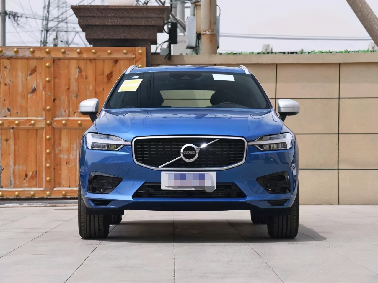 沃尔沃xc60 宝马x3（沃尔沃xc60新款30.40万）