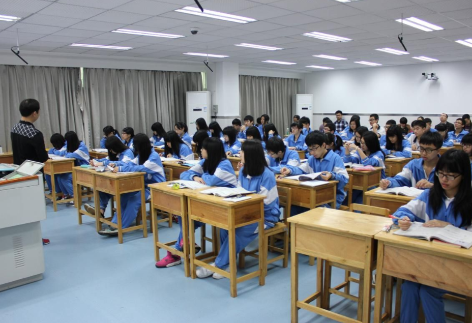 高考零分作文感动（高考）