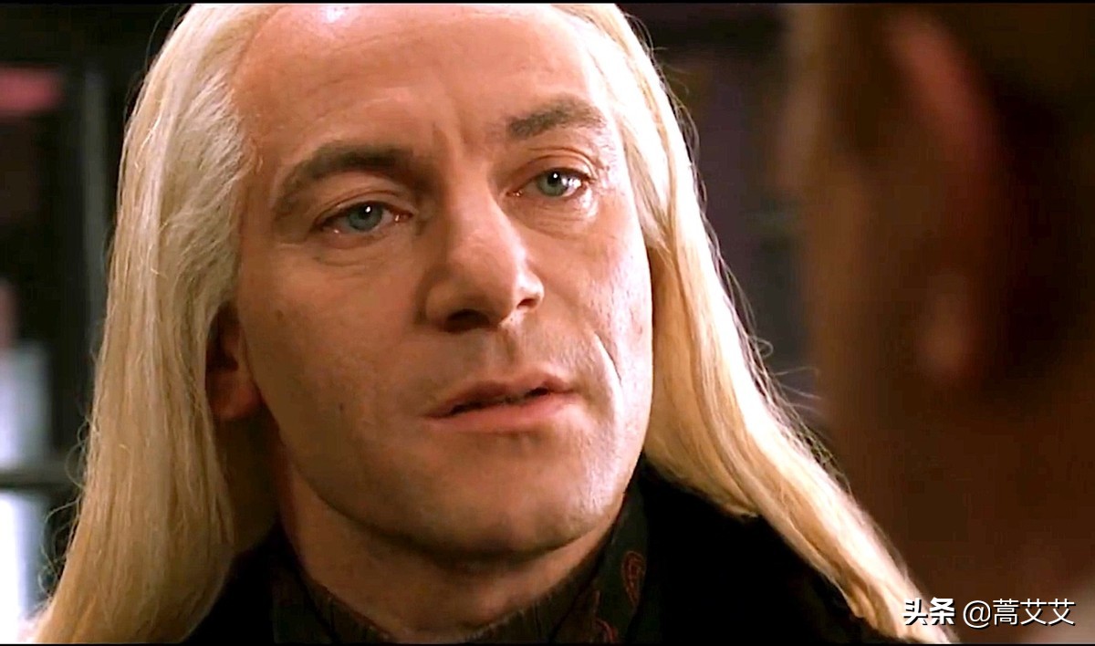 作为最糟糕的食死徒——卢修斯马尔福,伏地魔为什么一直留着他?