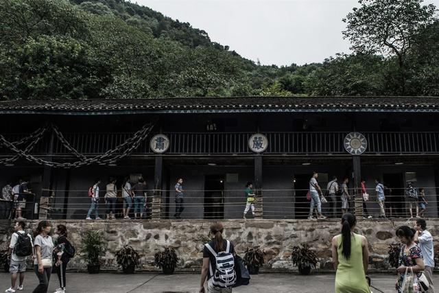 1953年，特务黄茂才被判死刑，临刑前大喊：我为江姐做了很多事