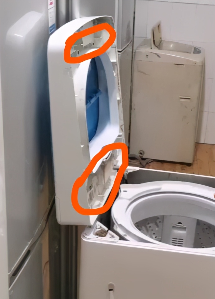 洗衣机显示FR 怎么办？用吹风机