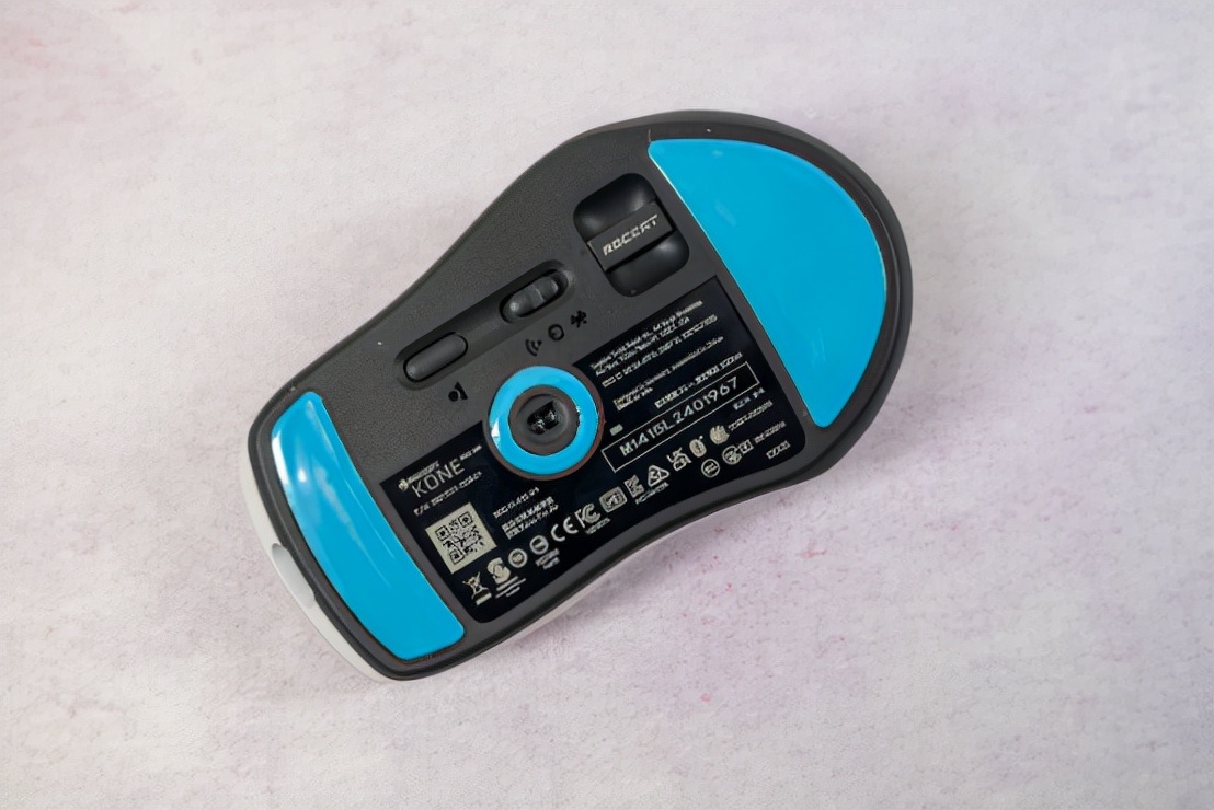 三种连接模式，高性能高颜值，冰豹魔幻豹KONE PRO AIR体验