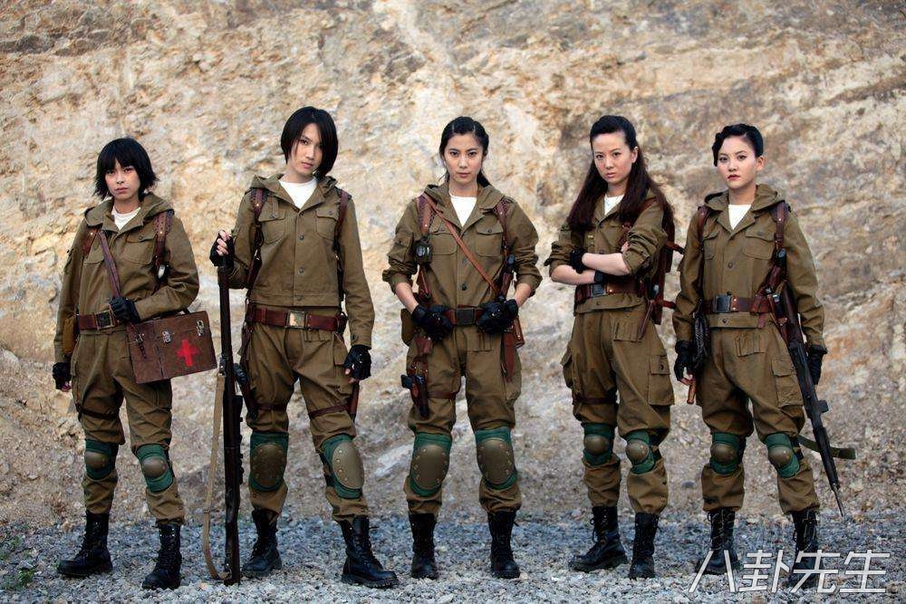 最近还出现了部《玉海棠》,两姐妹轻而易举杀掉n个鬼子,顺手炸毁了