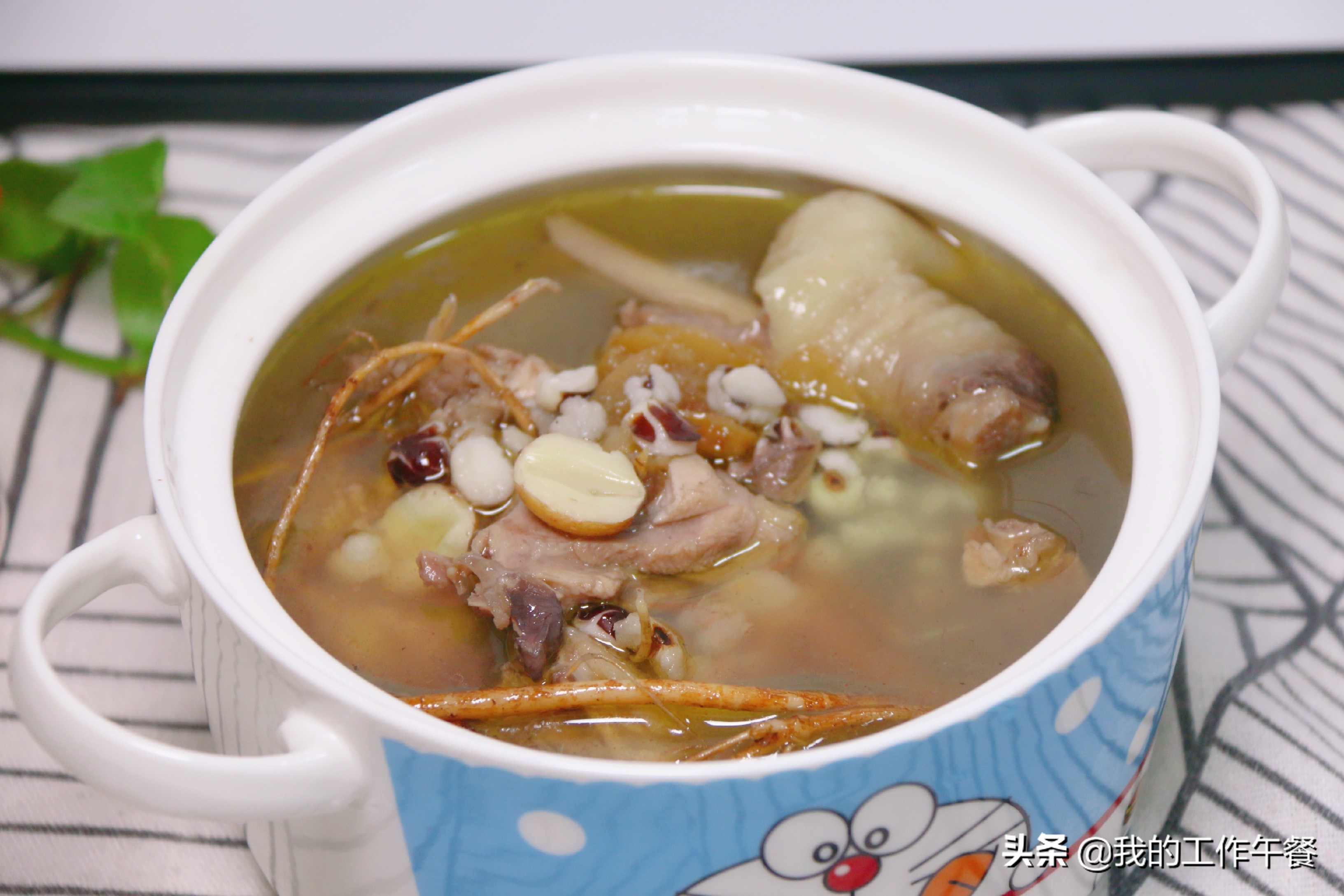 鸡汤放什么材料煲汤好喝（6种食材搭配鸡炖汤）