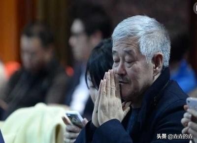 艺人典范刘德华，2000年真的被黑势力留在东北出不来吗？