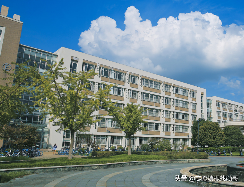 上海工程技术大学怎么样（超值双非大学）