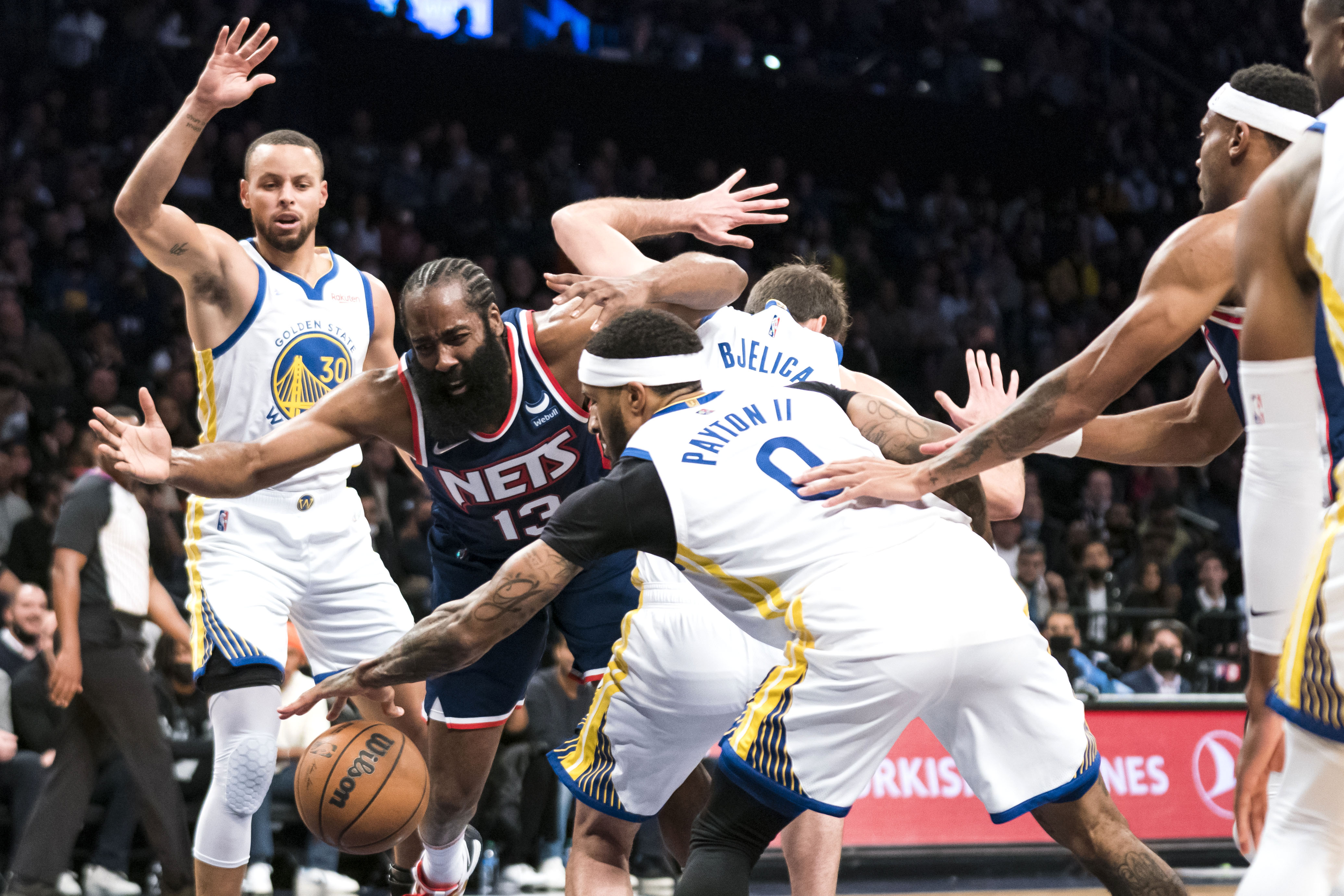 勇士金色浪潮席卷篮网,克莱汤普森:希望人们继续怀疑我们-nba-篮球场