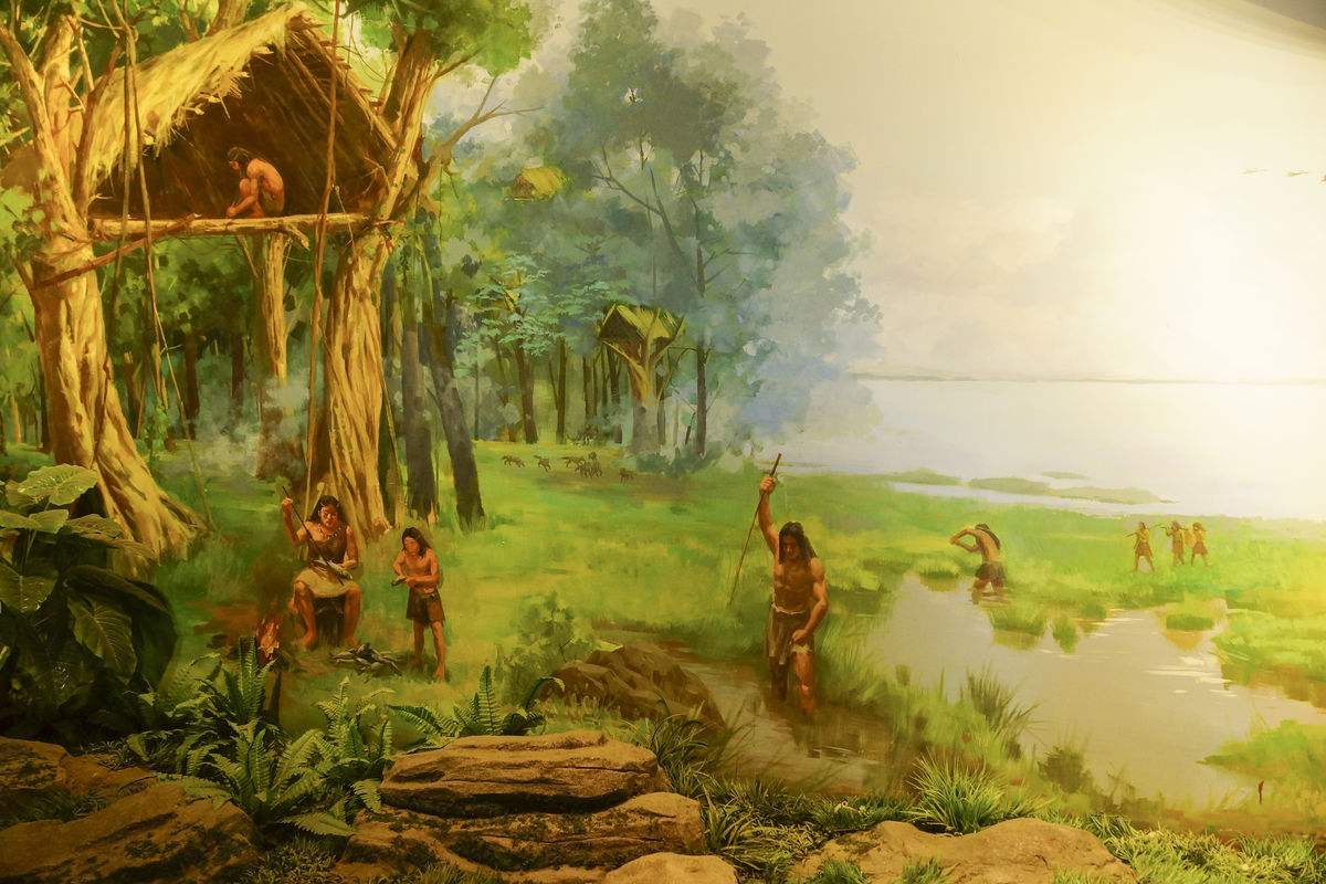 成语"接人待物"或"待人接物"中,"待"是什么意思?