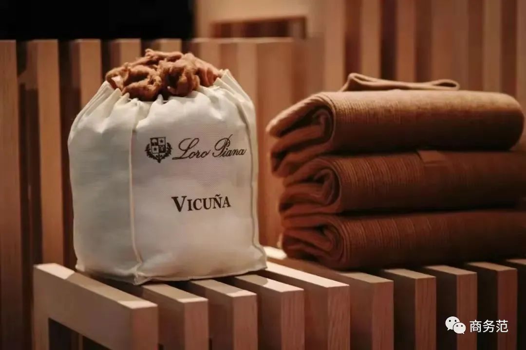 男人如何穿针织衫，才能像007一样高级有型？