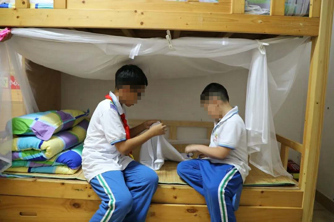 一年级就要住宿？民办小学宿舍大pk，带你深入各小学宿舍现场