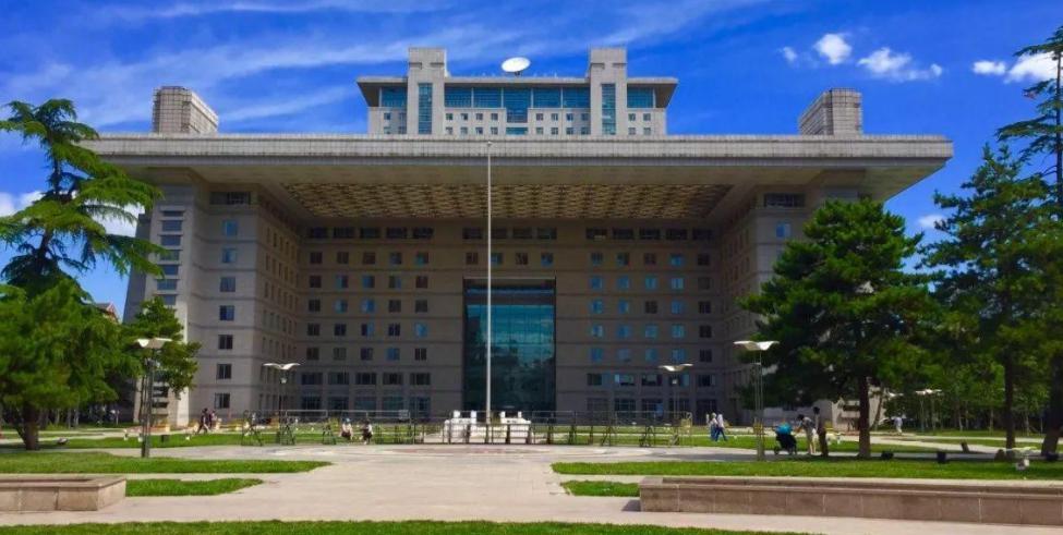 教育学是个什么样的专业？中西方众说纷纭，快来看看到底有何不同