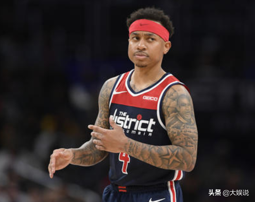 小托马斯为什么能在nba(别小看一些看似弱小的球员为何能够打NBA，都是有天赋的)