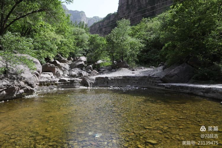 冯延吉：春游万仙山景区