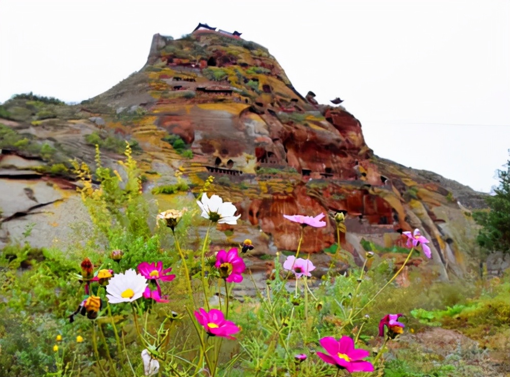 陕西旅游：甘泉雨岔大峡谷及周边行（图）