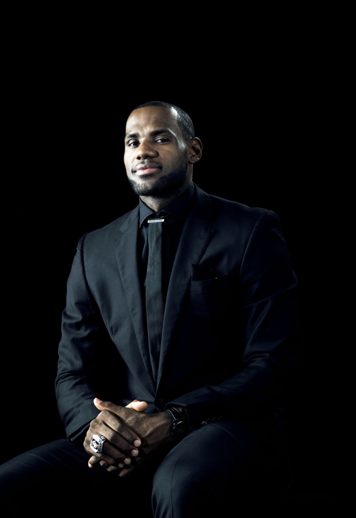 no.1 詹姆斯 3.90亿no.2 加内特 3.43亿no.3 威少 3.37亿no.4 科比 3.