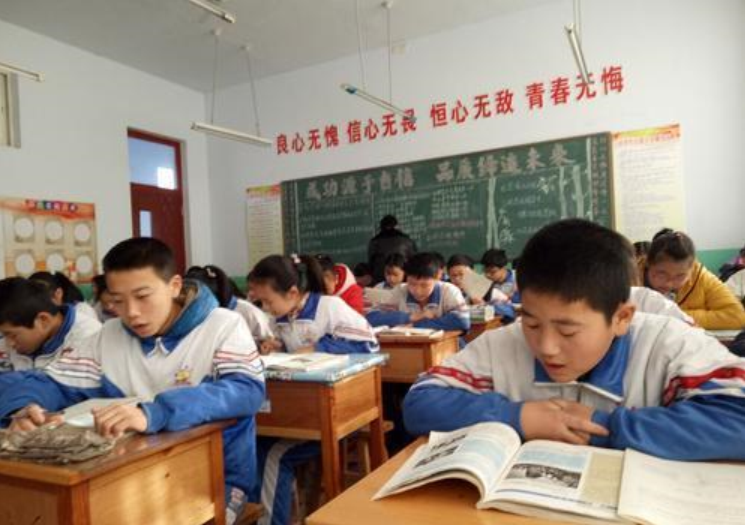 语文为何这样难，高考状元不过140分？网友：得语文者得天下