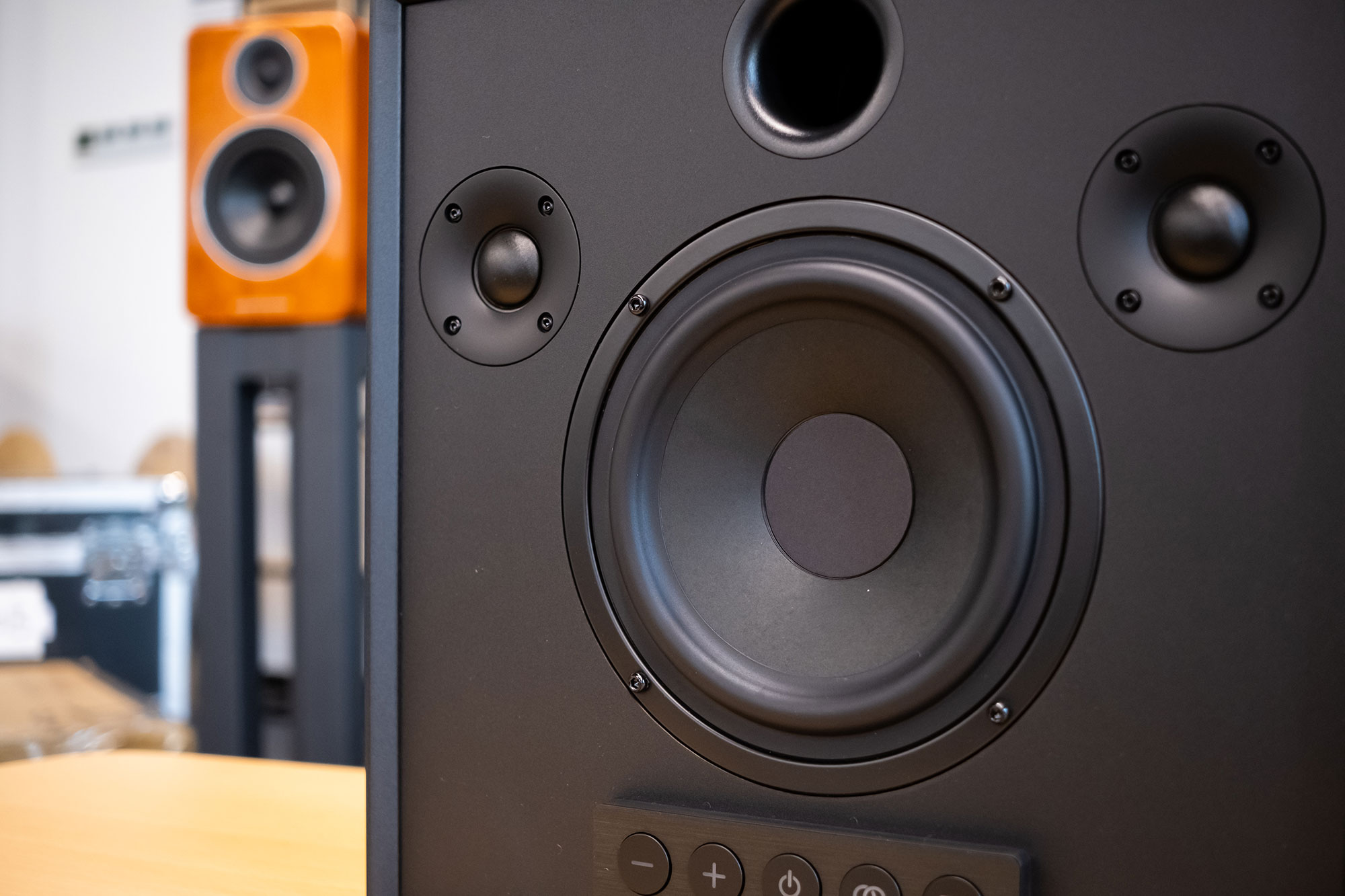 隐身好听好用！超适合用与电视机搭配的摩雷Hogtalare蓝牙音响