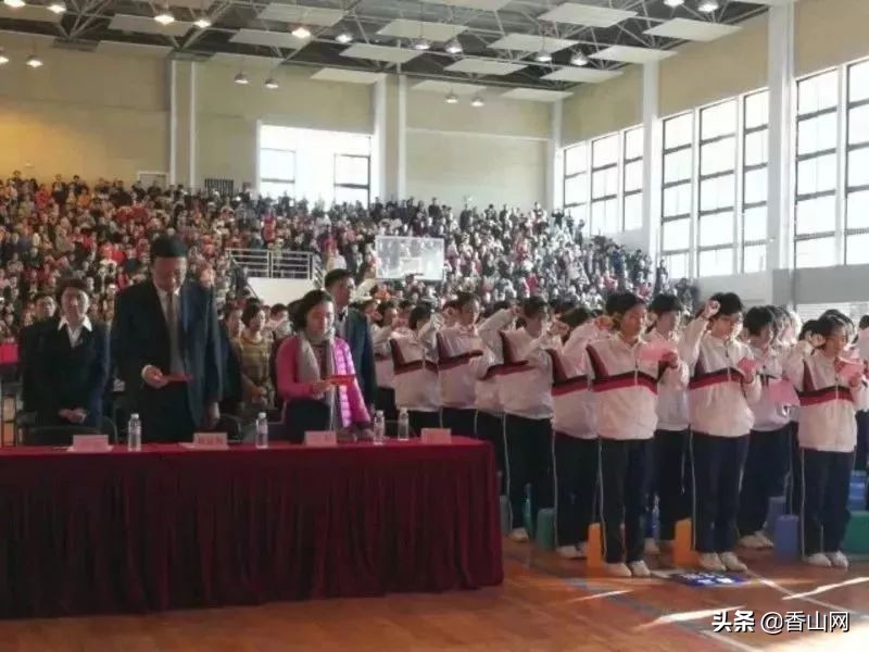 珠海一中彻底火了，全省第一