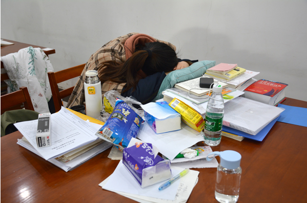 研究生上岸后，可以“躺赢”三项福利，贫困家庭考生也能安心读研