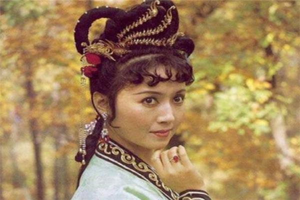 仅打破云栈洞两扇门，为何八戒就说悟空犯了死罪？悟空的回答更绝