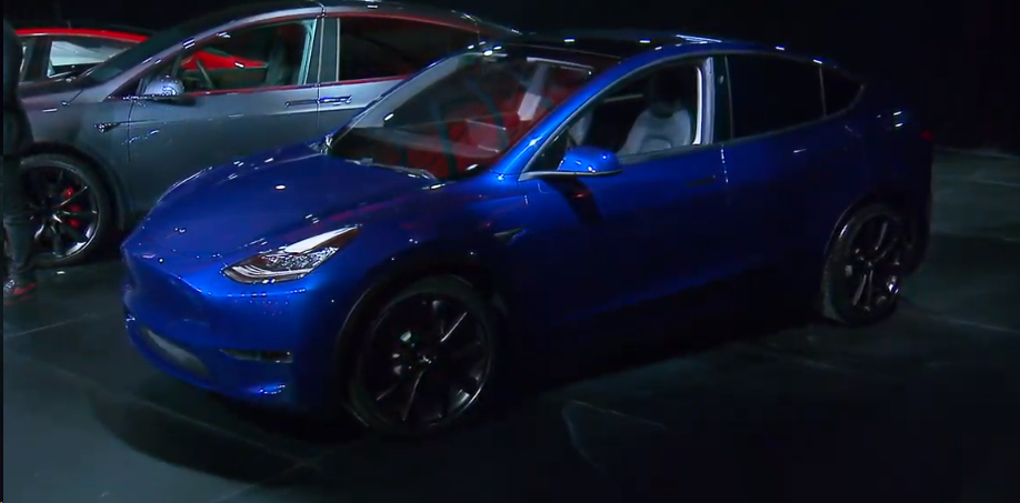 特斯拉Model Y全球首秀:26.2万起，7座可选