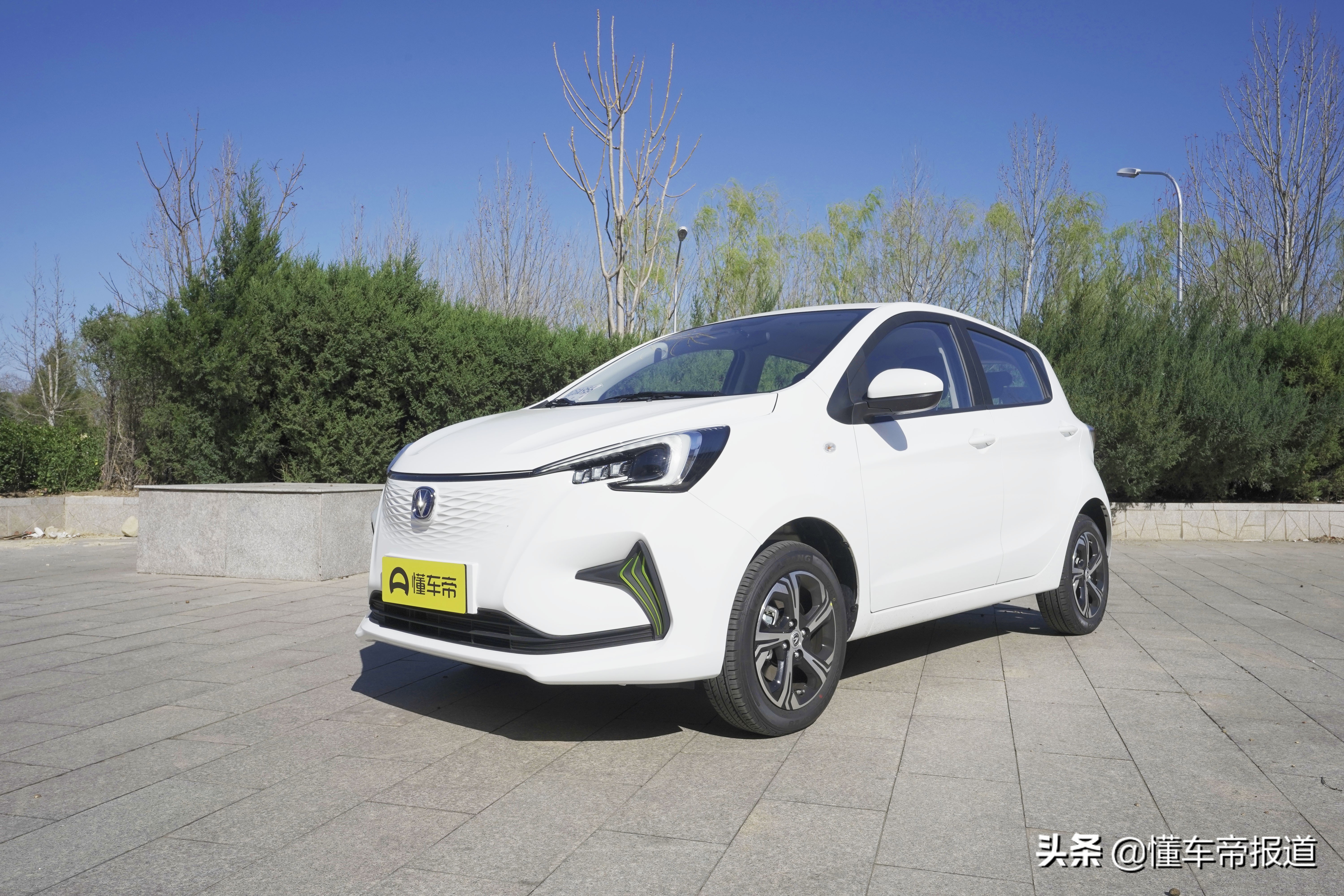 奔奔i电动汽车(城市小精灵) - 四帝国车市