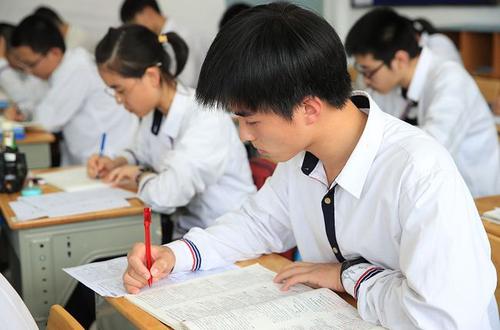 让大学生“闻风丧胆”的考试，上岸过程困难重重，你经历过几个？