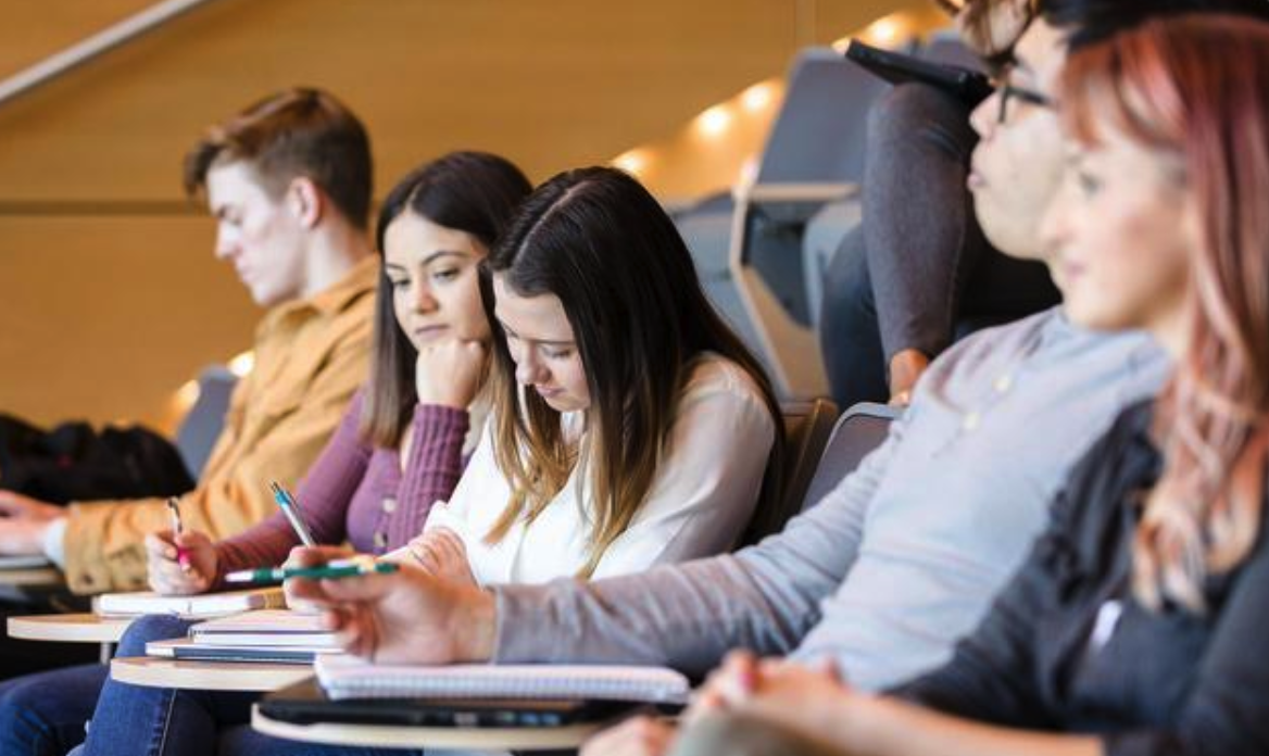 上大学前应该做的事（上大学前应该做好的两件事）