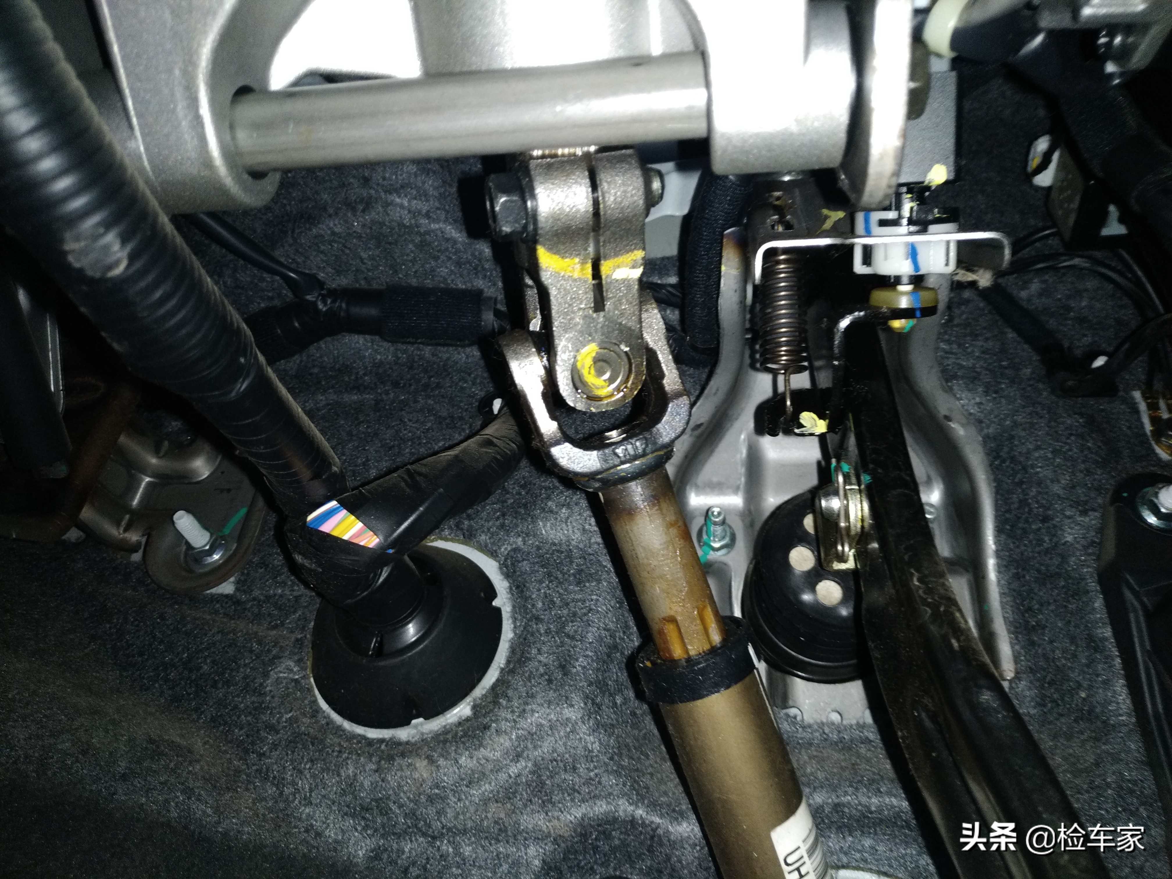 索纳塔八车主笑不出来，才开三万公里就亏掉10万，网友：颜值崩塌