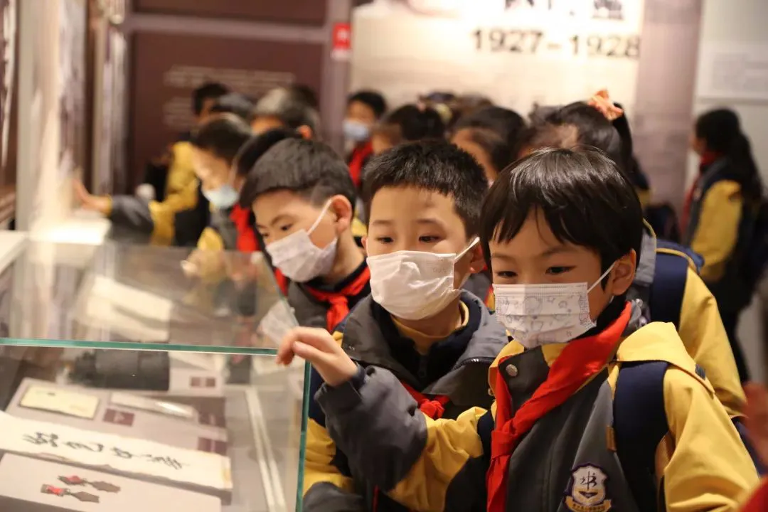 惊人速度崛起！这所九年制学校数学品牌太强了