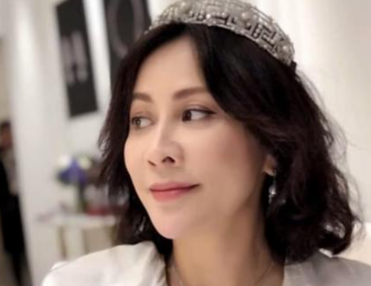 杨颖超50亿、杨幂超45亿、孙俪超20亿，这4位女星身家了不得啊