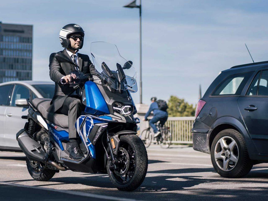 别以为我们不推荐踏板车改装件,bmw c400x