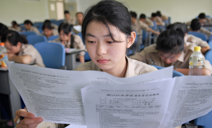 新高考选科情况分析，3门学科成大热门，学科老师吃香考编制容易