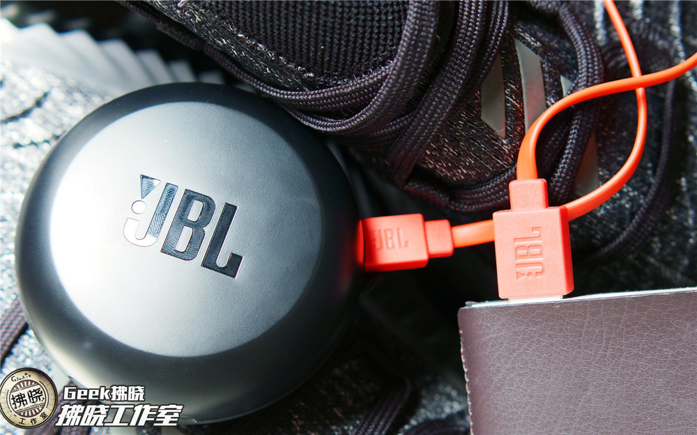 贵有贵的道理？JBL FREE真无线蓝牙耳机初体验