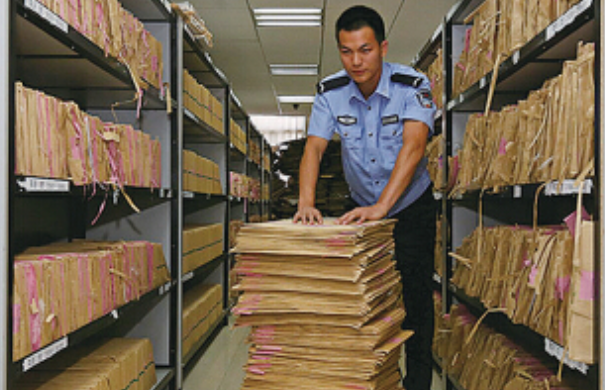 高考结束“试卷”去哪了？为啥不让考生看？真实原因你可能不信