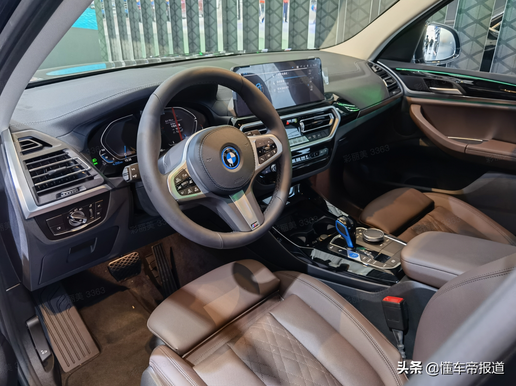 探馆｜“微整”升级再战Model Y，新款宝马iX3亮相天津车展