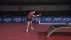 乒乓球练转腰的最好方法，打乒乓球扭腰动作的技巧
