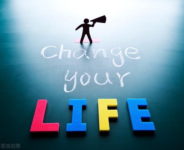 豆瓣8.7《布鲁克林有棵树》｜生活馈赠的一切悲欢，都值得热爱