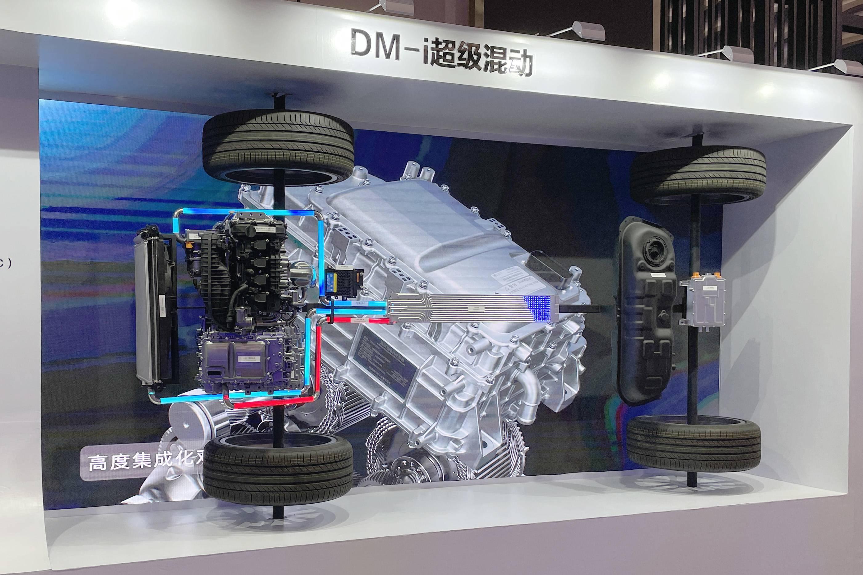 “超级混动”爆单，比亚迪DM-i是最好的插电混动吗？