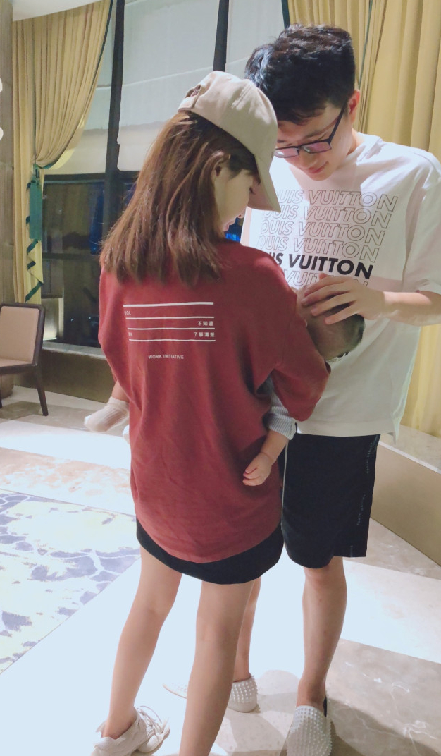 网红雪梨的"借财生财"之道,和背后隐藏的四任男友