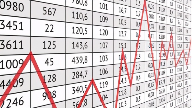 2021年高考分数线公布，文理相差100分，文科生：想上本科太难了